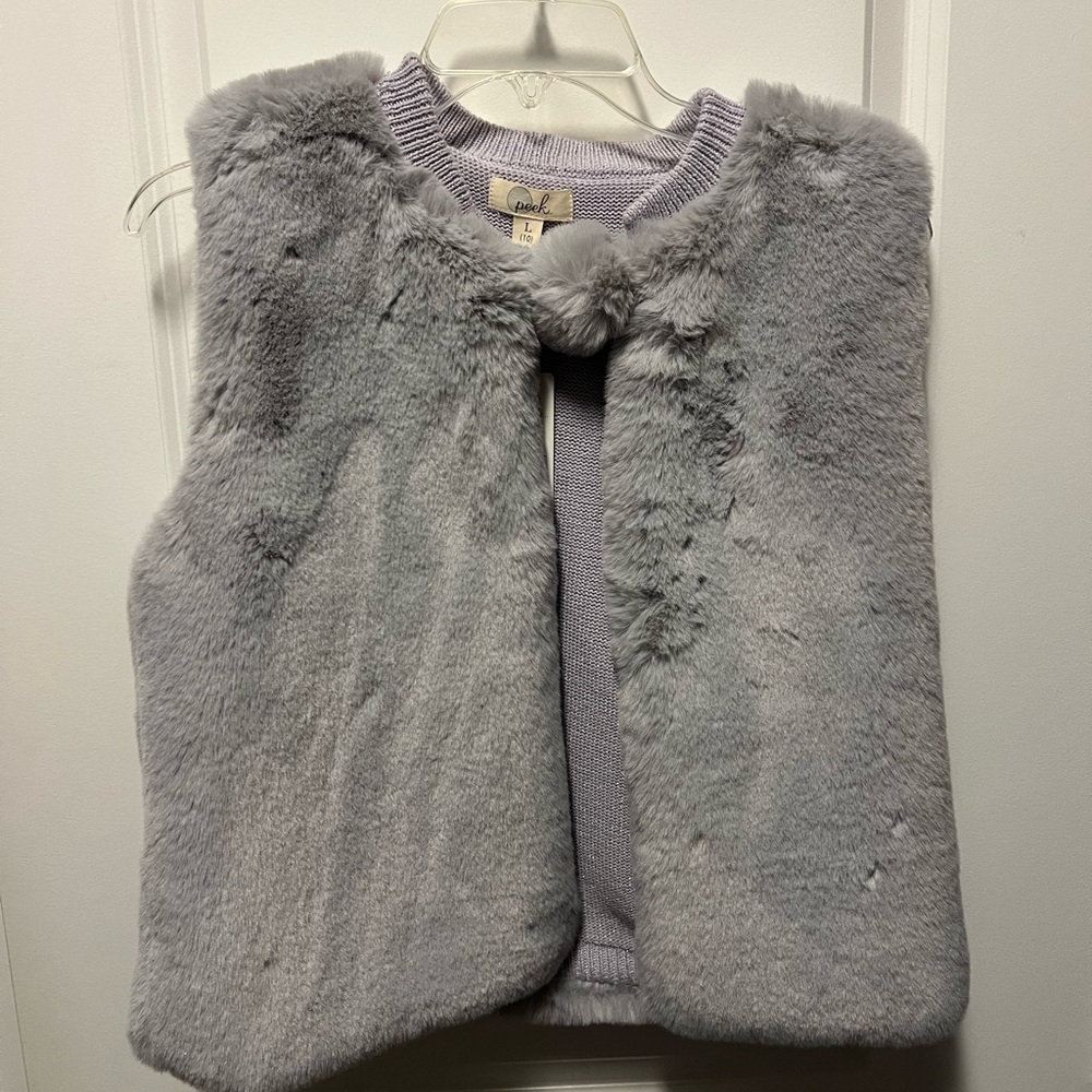 Peek Faux Fur Vest in purple Girls size 10 NWT